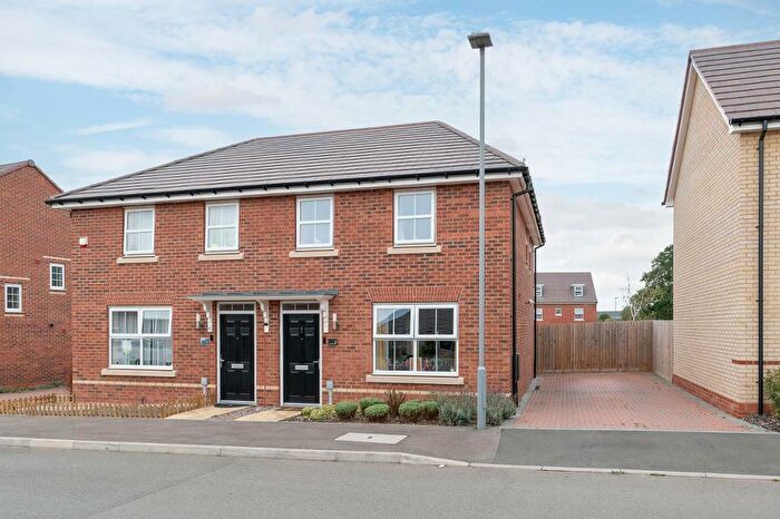 3 Bedroom Semi-Detached House For Sale In Cranwell Crescent, Eaton Leys, Milton Keynes, Buckinghamshire, MK17