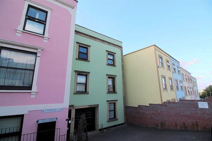 1 Bedroom Flat To Rent In B Richmond Street, Totterdown, BS3