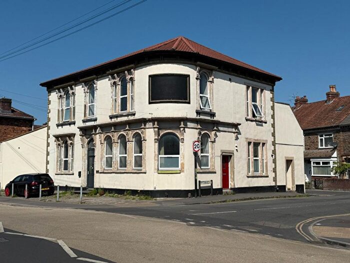 1 Bedroom Flat To Rent In Clouds Hill Road, Bristol, BS5