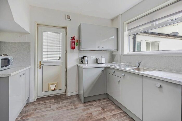 4 Bedroom Semi-Detached House To Rent In Greystoke Avenue, Southmead, Bristol, BS10