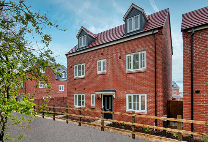 4 Bedroom Detached House For Sale In Piper Close, Marehay, Ripley, Derbyshire, DE5