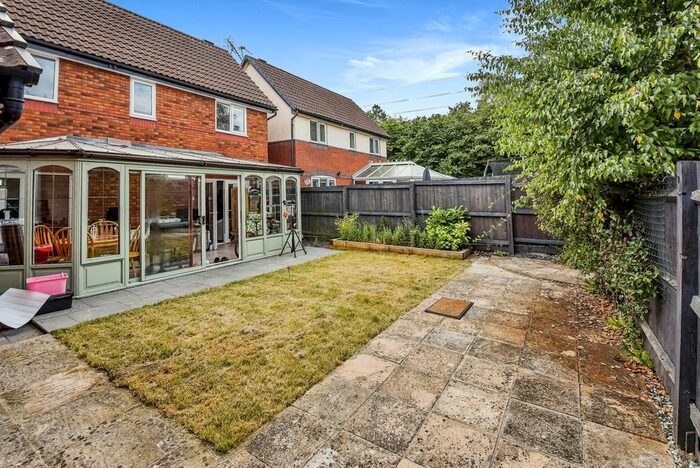 3 Bedroom Detached House For Sale In Lingfield Close, Chippenham, Wiltshire, SN14