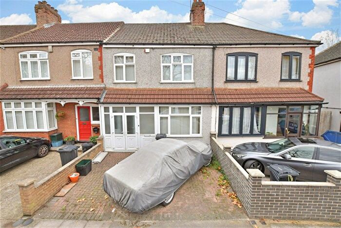 3 Bedroom Terraced House For Sale In Grove Road, Chadwell Heath, Essex, RM6