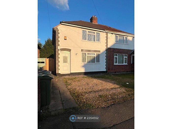 3 Bedroom Semi-Detached House To Rent In Stonehill Avenue, Birstall, Leicester, LE4