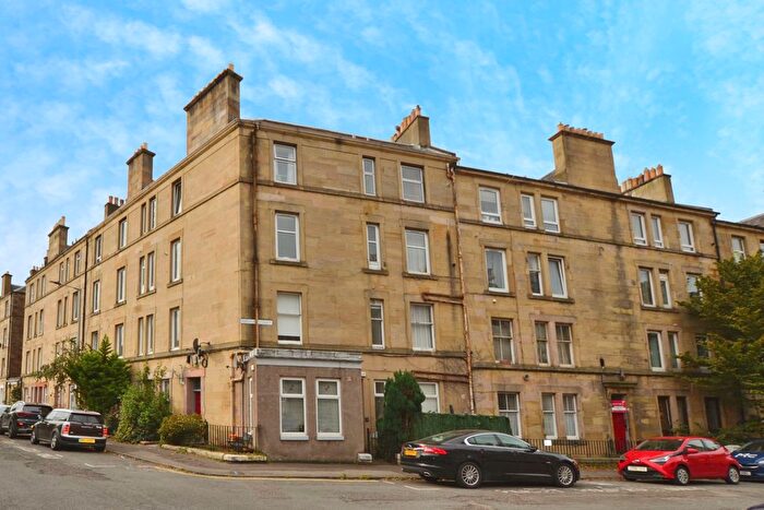 2 Bedroom Flat To Rent In Wardlaw Terrace, Edinburgh, EH11