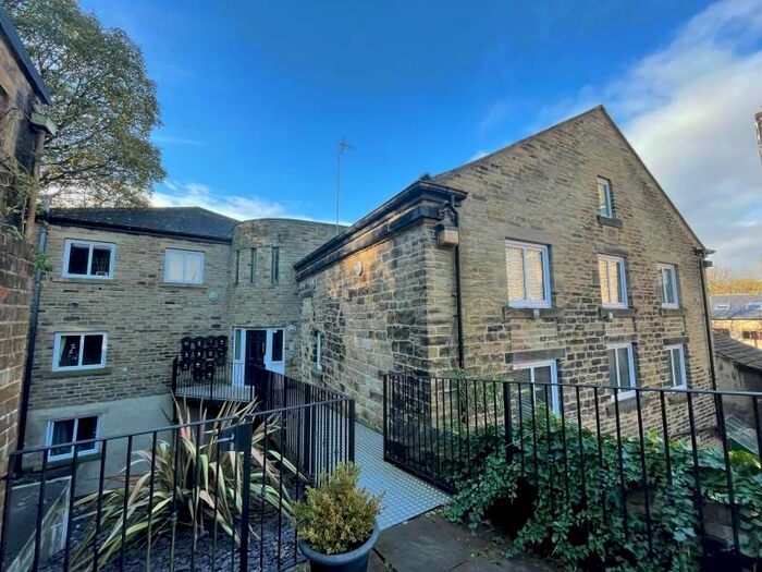 1 Bedroom Property To Rent In The Old Sunday School, Dryden Street, Bingley, West Yorkshire BD16