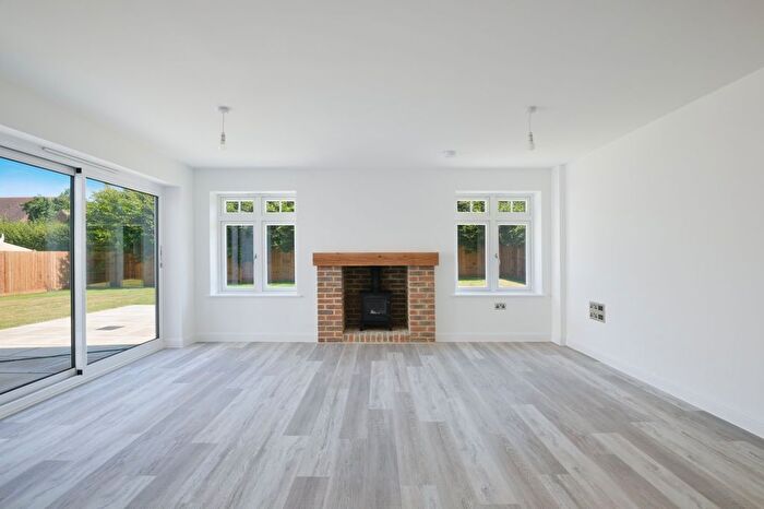 4 Bedroom Detached House For Sale In Summerfield Close, Staple, Canterbury, Kent, CT3