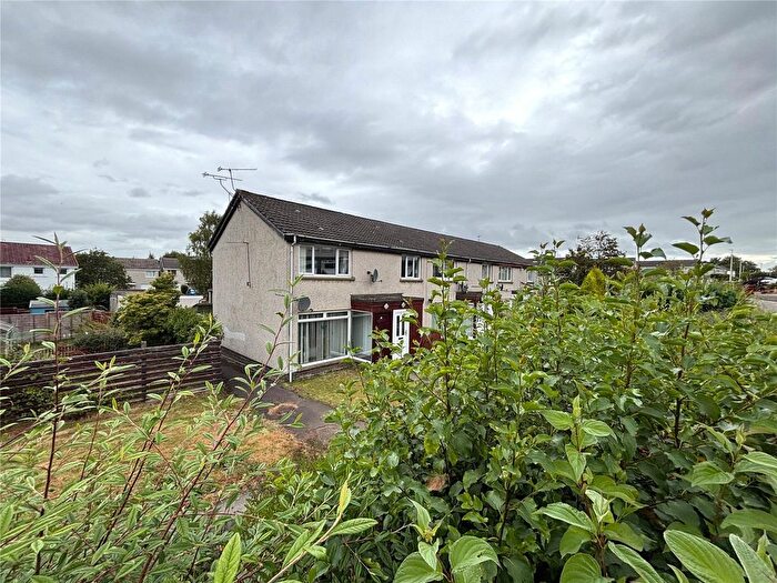 2 Bedroom Flat For Sale In Kenmore Avenue, Polmont, Falkirk, Stirlingshire, FK2