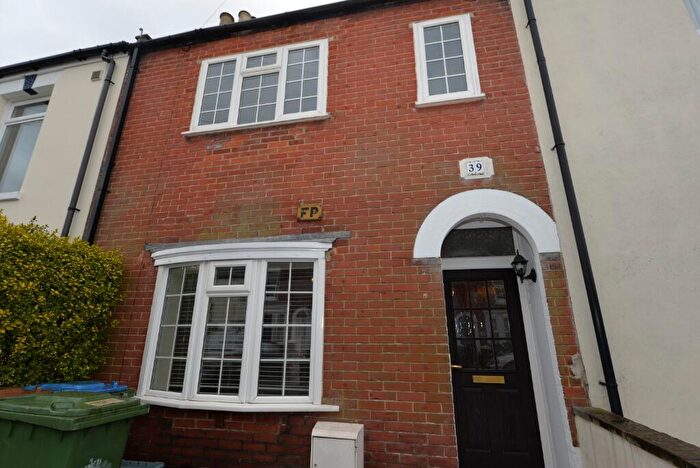 3 Bedroom Terraced House To Rent In Middle Street, Southampton, SO14