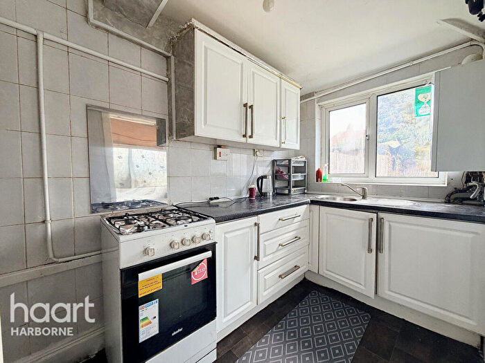 3 Bedroom Terraced House To Rent In York Road, Hall Green, B28