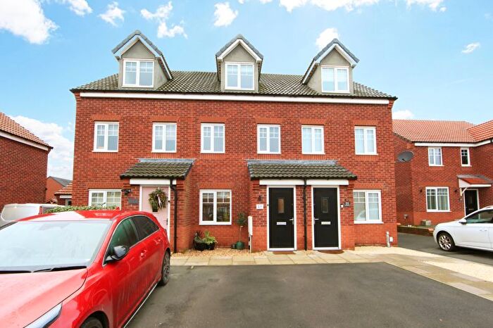 3 Bedroom Terraced House To Rent In Holland Drive, Shrewsbury, SY2
