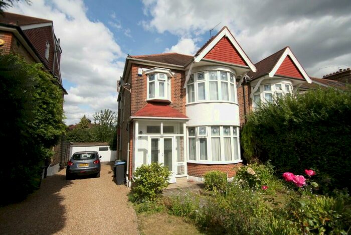 3 Bedroom Semi-Detached House To Rent In Grange Park Avenue, Grange Park, N21