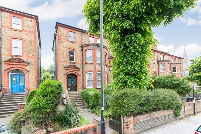 1 Bedroom Apartment For Sale In Dulwich Road, Herne Hill, London, SE24