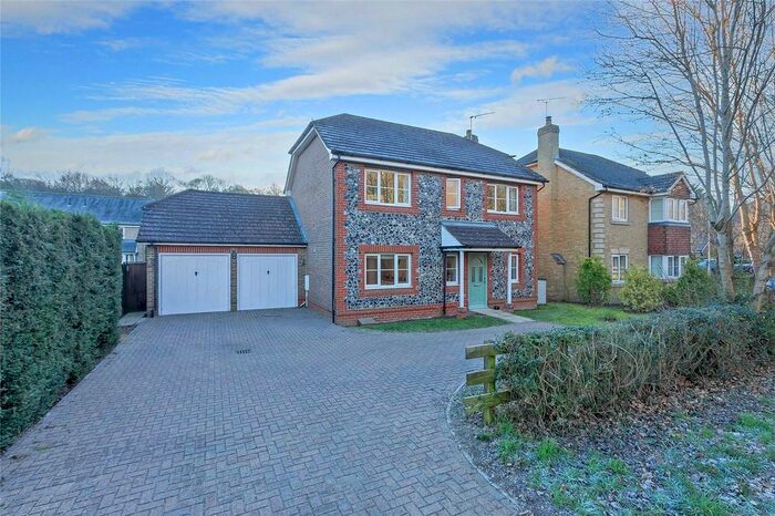 4 Bedroom Detached House For Sale In Westfield Gardens, Borden, Sittingbourne, ME9