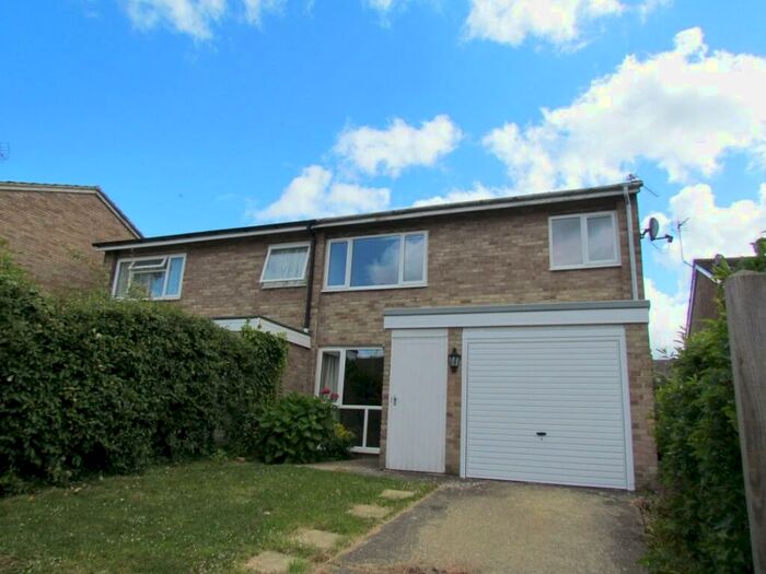 3 Bedroom Semi-Detached House To Rent In Newton Avenue, Caversham Park, Reading, Berkshire, RG4