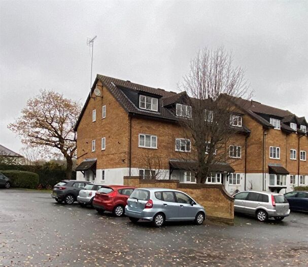 Studio To Rent In Boleyn Way, Barnet, EN5