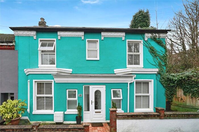 3 Bedroom End Of Terrace House For Sale In Woods Place, Dover, Kent, CT17