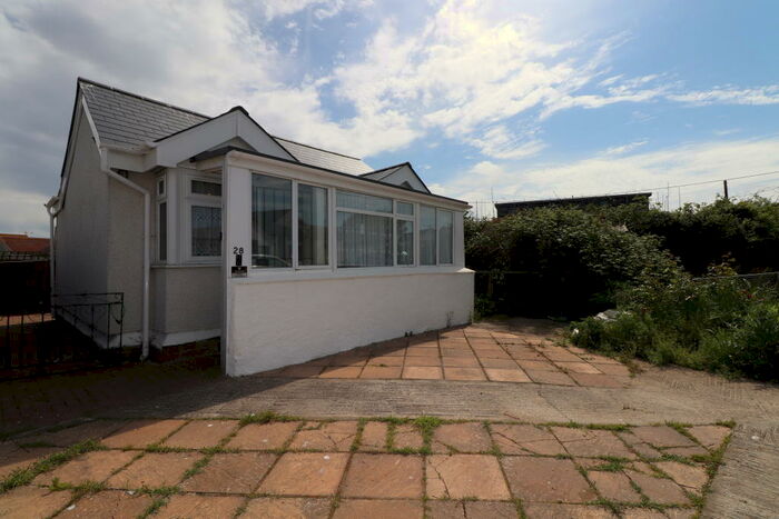 3 Bedroom Bungalow To Rent In Lake Way, Jaywick, CO15