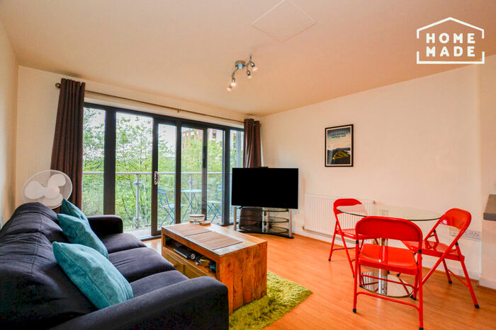 1 Bedroom Flat To Rent In Buckingham Road, E10