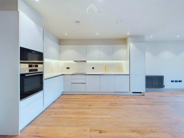 1 Bedroom Flat To Rent In The Sessile, London, N17