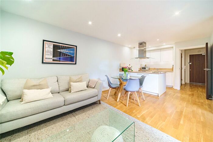 1 Bedroom Flat For Sale In Chartfield Avenue, London, SW15