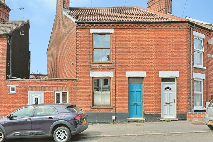 2 Bedroom Terraced House For Sale In Spencer Street, Norwich, NR3