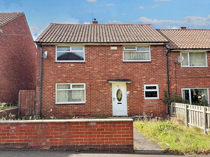3 Bedroom Semi-Detached House For Sale In Trowbridge Way, Kenton, Newcastle Upon Tyne, NE3