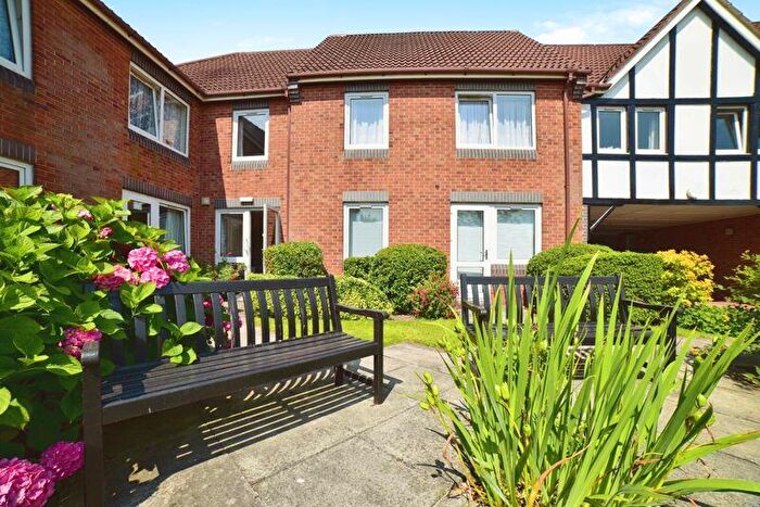 2 Bedroom Retirement Property For Sale In Haldenby Court, West End, Swanland, HU14