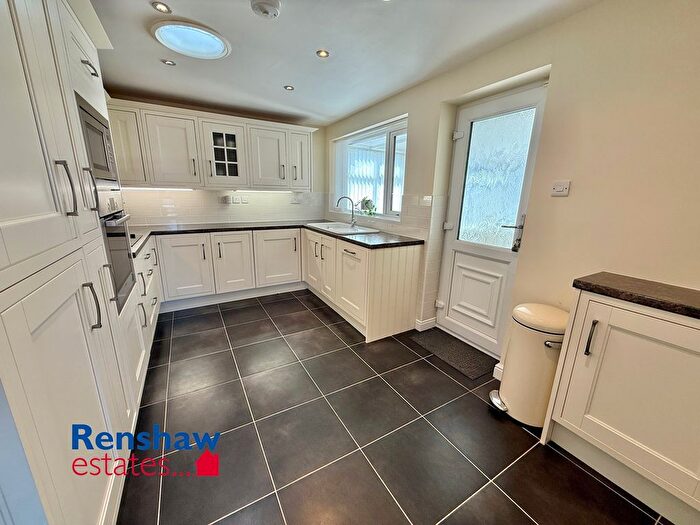 2 Bedroom Detached Bungalow For Sale In Wortley Close, Ilkeston, Derbyshire, DE7