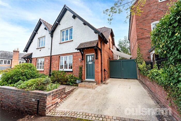 3 Bedroom Semi-Detached House For Sale In Bear Hill, Alvechurch, Birmingham, Worcestershire, B48