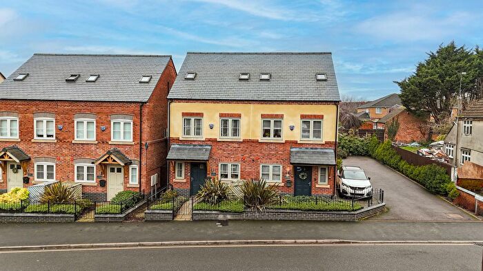 3 Bedroom Semi Detached House For Sale In , High Street, Whetstone, LE8