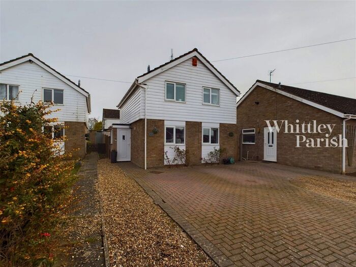 3 Bedroom Detached House For Sale In Rectory Road, Dickleburgh, Diss, IP21