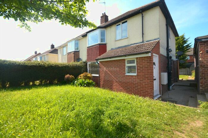 6 Bedroom Semi-Detached House To Rent In Hartland Road, Reading, RG2