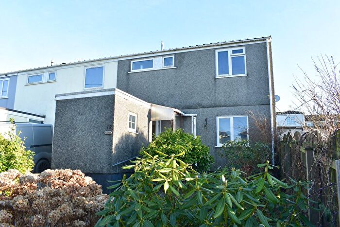 2 Bedroom End Of Terrace House For Sale In Ballard Estate, Four Lanes, Redruth, Cornwall, TR16