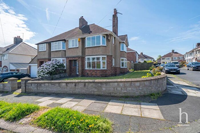 3 Bedroom Semi-Detached House For Sale In Regents Way, Wirral, CH63