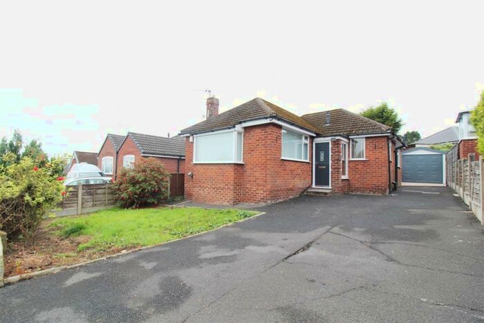 2 Bedroom Detached Bungalow To Rent In Richmond Road, Romiley, Stockport, SK6