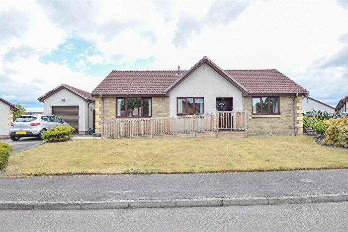 3 Bedroom Detached Bungalow For Sale In Holm Dell Avenue, Inverness, IV2