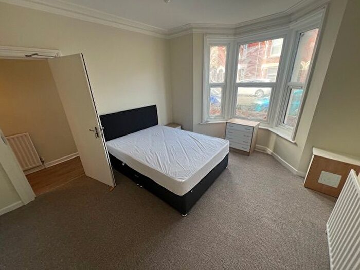 1 Bedroom Property To Rent In Oxford Avenue, Southampton, SO14
