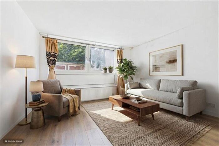 3 Bedroom Flat To Rent In Fisher Street, E16