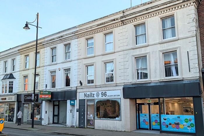 2 Bedroom Flat For Sale In West Street, Fareham, PO16