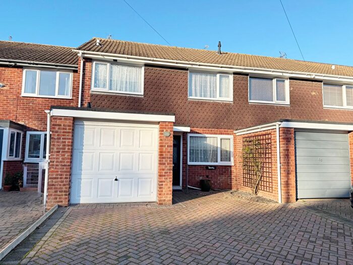 3 Bedroom Terraced House For Sale In Whites Row, Kenilworth, CV8