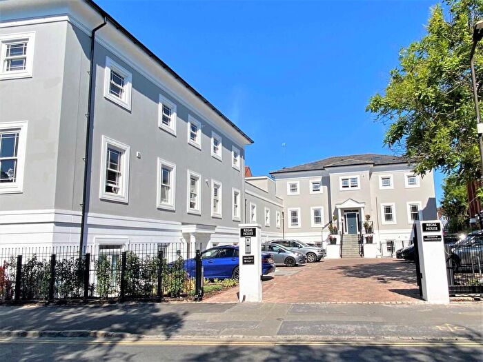 2 Bedroom Apartment To Rent In Station Road, Marlow, SL7