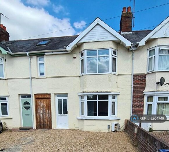 4 Bedroom Terraced House To Rent In Cricket Road, Oxford, OX4