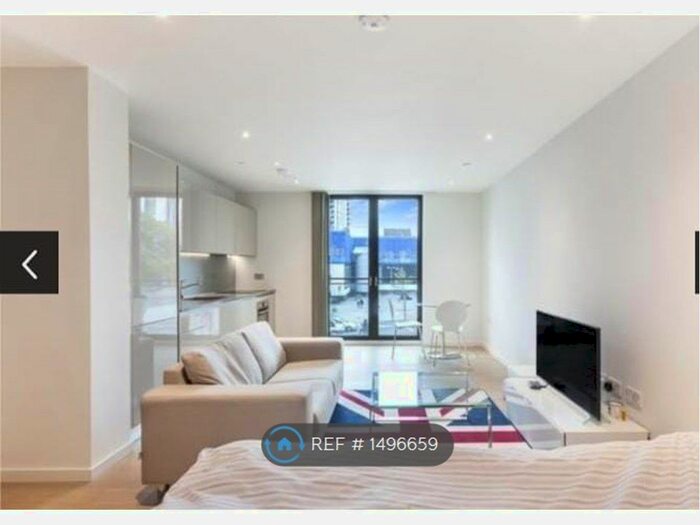 Studio To Rent In One The Elephant, London, SE1