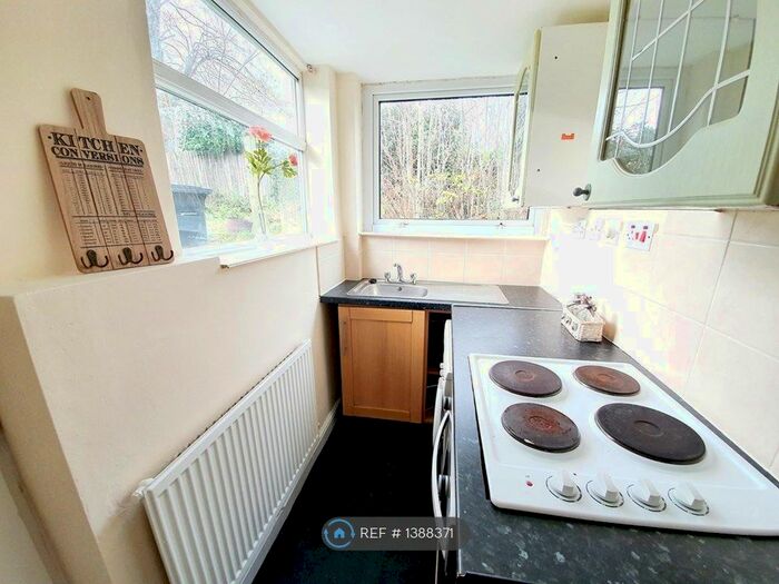 Studio To Rent In Antrobus Road, Birmingham, B21