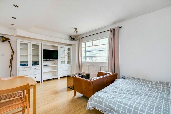 Studio To Rent In Broadwalk Court, Palace Gardens Terrace, London, W8
