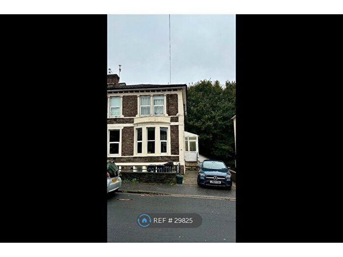 2 Bedroom Flat To Rent In St Andrews, Bristol, BS6