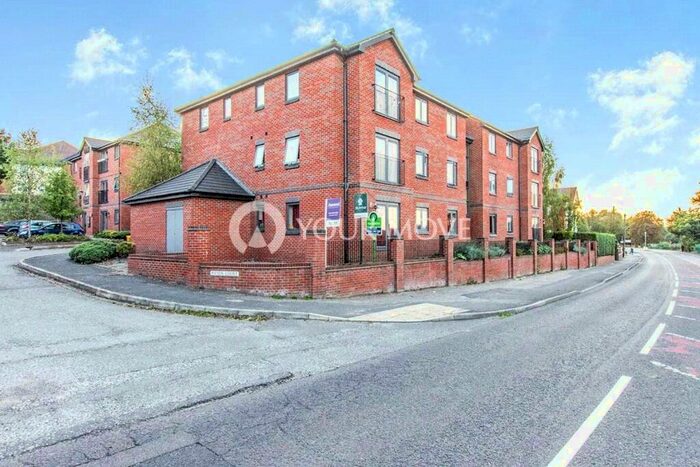 2 Bedroom Flat To Rent In Kilner Court, Denaby Main, Doncaster, South Yorkshire, DN12