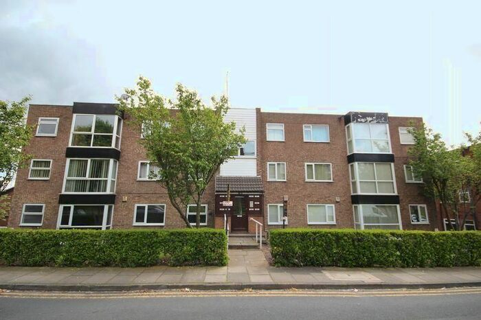 1 Bedroom Flat To Rent In Baguley Crescent, Middleton, Manchester M24
