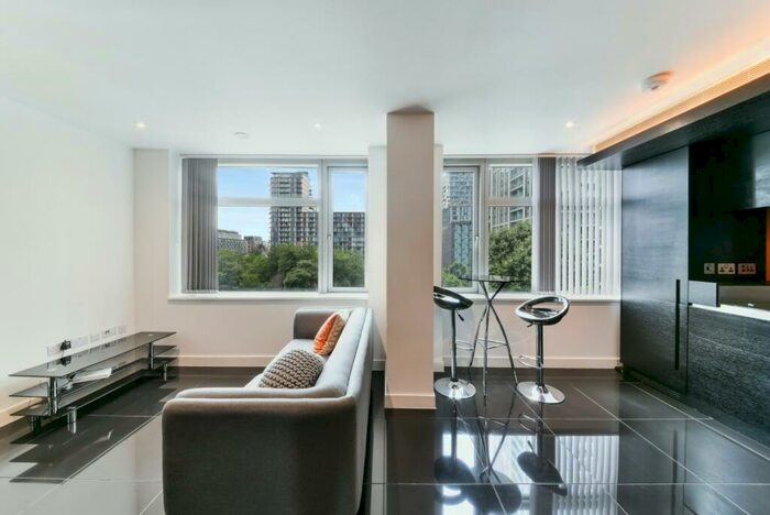 Apartment To Rent In Pan Peninsula Square London, E14